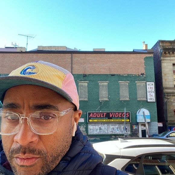 Meet your Posher, Blane - Picture 1 of 3